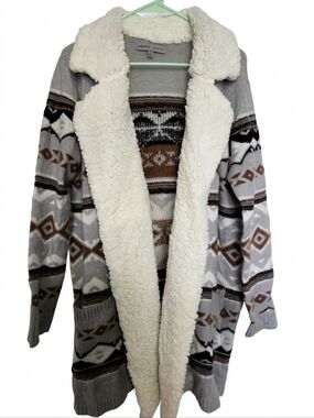 Absolutely Famous NWOT Cozy Sherpa Lined Cardigan - Neutral Tones